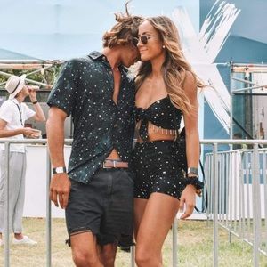 Her Pony the Label Men’s Galaxy shirt